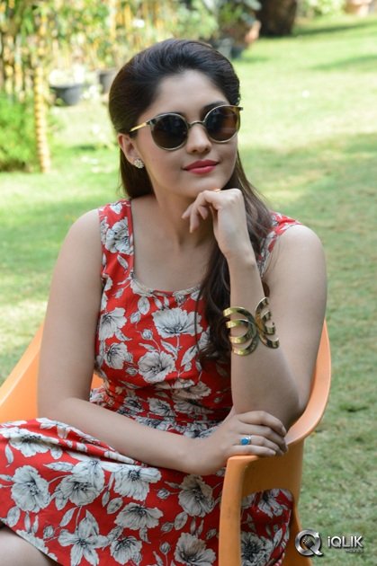 Surabhi-Interview-About-Express-Raja